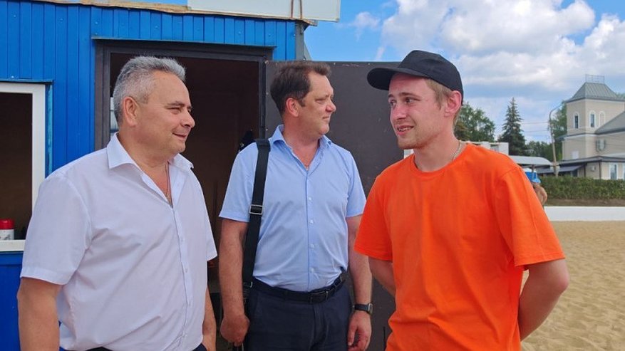 Главная картинка новости: Из-за жары в Костроме усилили контроль за безопасностью отдыхающих у воды