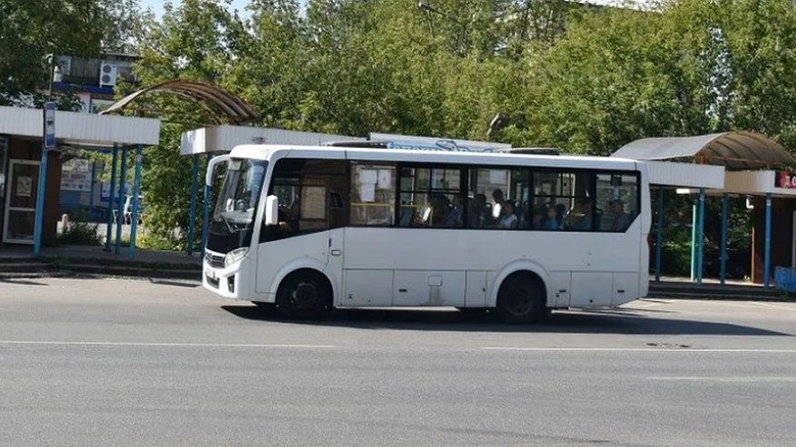 Главная картинка новости: В продаже появились билеты на автобусы из Шарьи до Кирова
