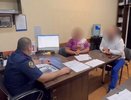 В Костромской области 29-летняя женщина напала на полицейского в кафе