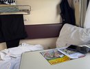 С вам поедет попутчица. Тут все купе свободное: наглая проводница посадила пассажиров в полностью выкупленное мной купе