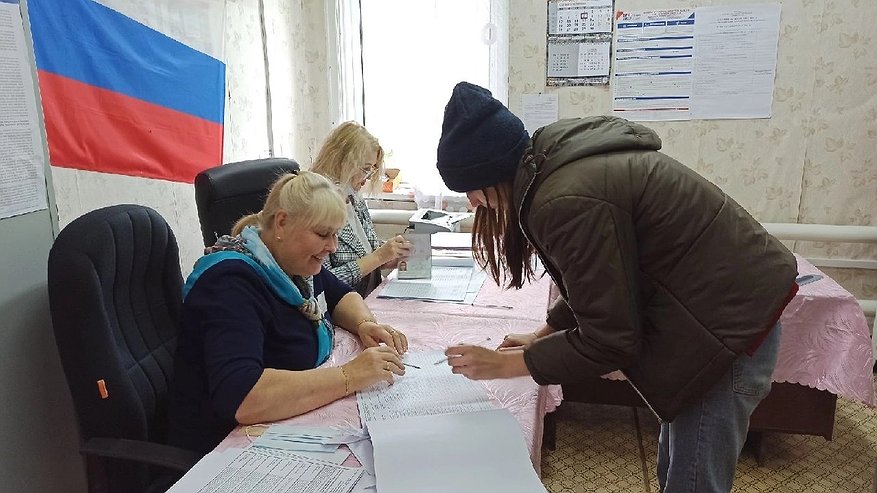 Главная картинка новости: Члены избирательной комиссии заглянут домой к костромичам