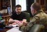 Миниатюра новости: Занавес опускается: США "отключают" Зеленского — таймер краха режима запущен?