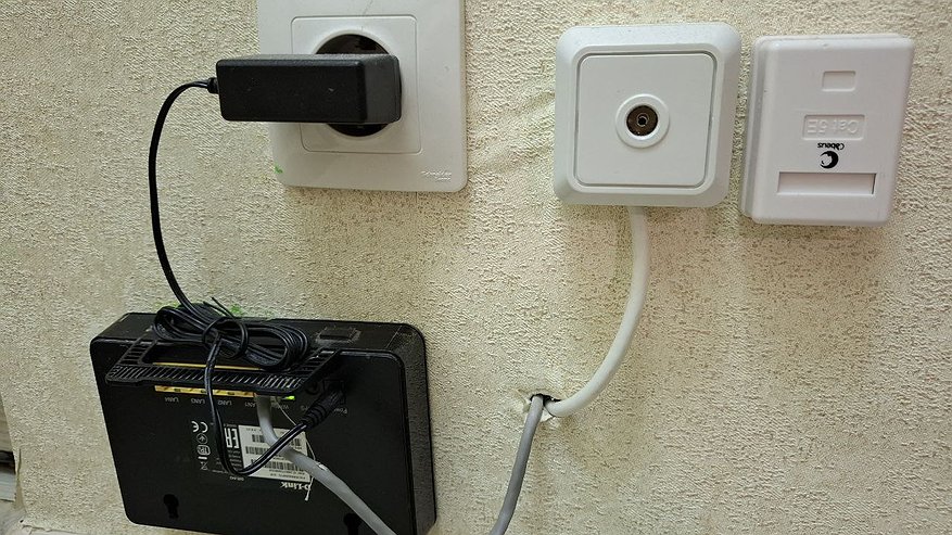Главная картинка новости: Не дал соседу пароль от Wi-Fi — огрёб сполна: вот к чему это может привести