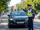 Остановил инспектор ГИБДД - «сзади пассажир не пристегнут, выписываю штраф»: кто будет оплачивать и как вести себя по закону