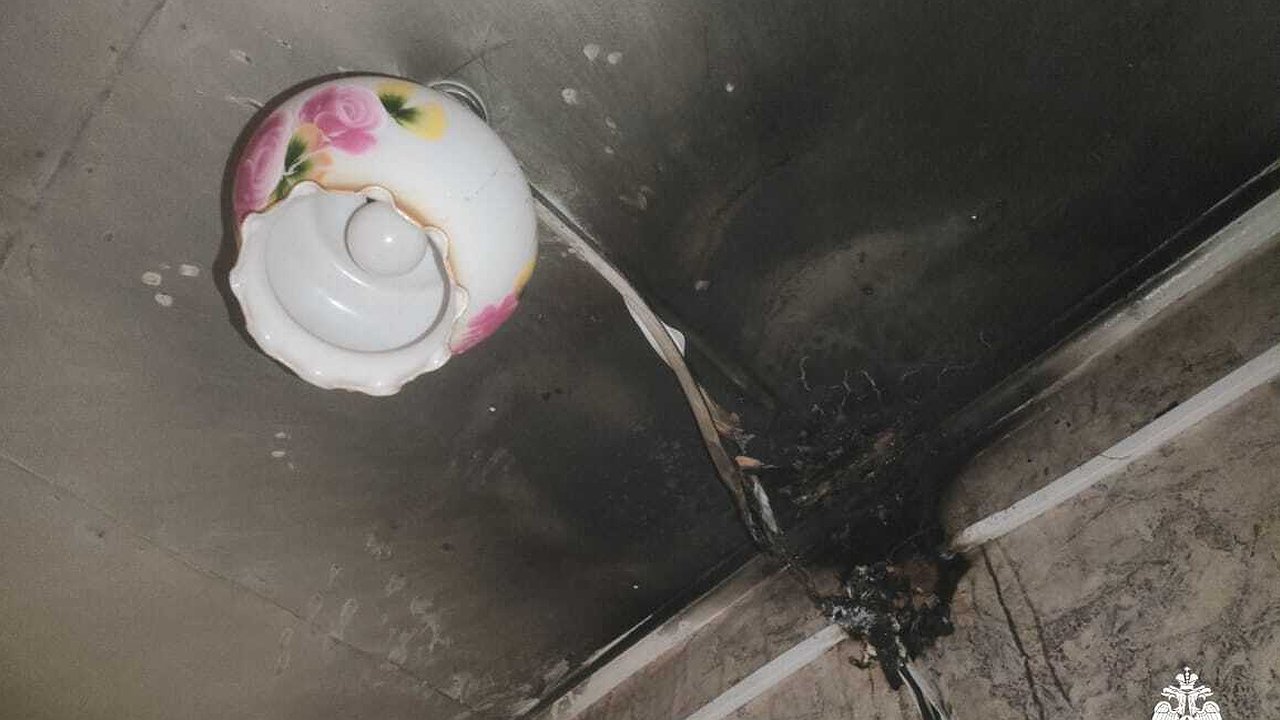 Главная картинка новости: В Костромской области неисправность электропроводки привела к пожару в квартире