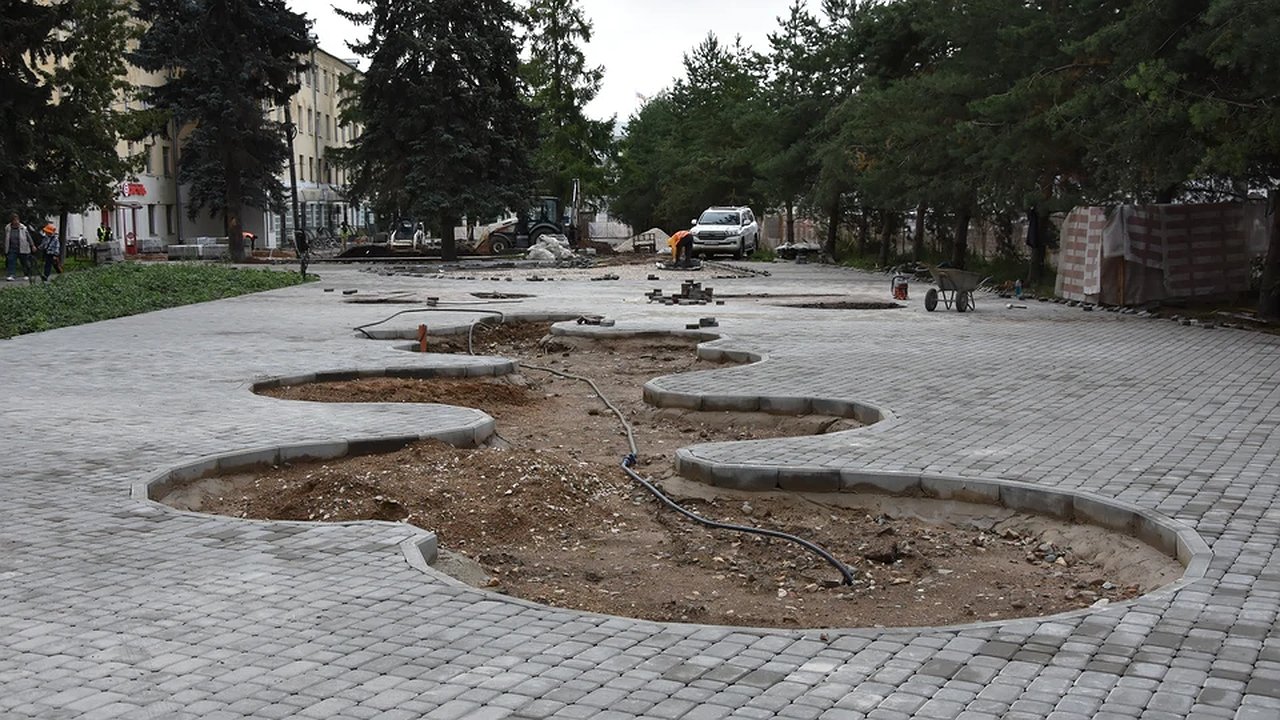 Главная картинка новости: В центре Костромы появится управляемый ручей