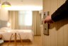 Миниатюра новости: Даже если не хотите — обязательно: кому вы обязаны открыть дверь — памятка для собственников квартир