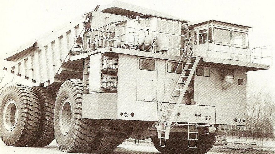 Главная картинка новости: Загадка БелАЗа-75710: что не так с самым большим самосвалом в мире - спорим, вы не знали об этом