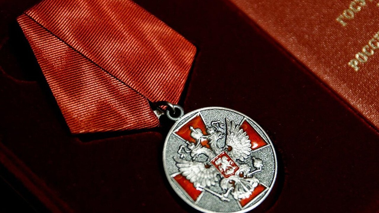 Главная картинка новости: Гендиректор ремонтно-сервисного предприятия Костромской ГРЭС получил высокую госнаграду