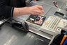 Миниатюра новости: Кассиры "Пятерочки" не просто так взвешивают фрукты сами — раскрыт секрет: никто и не догадывался