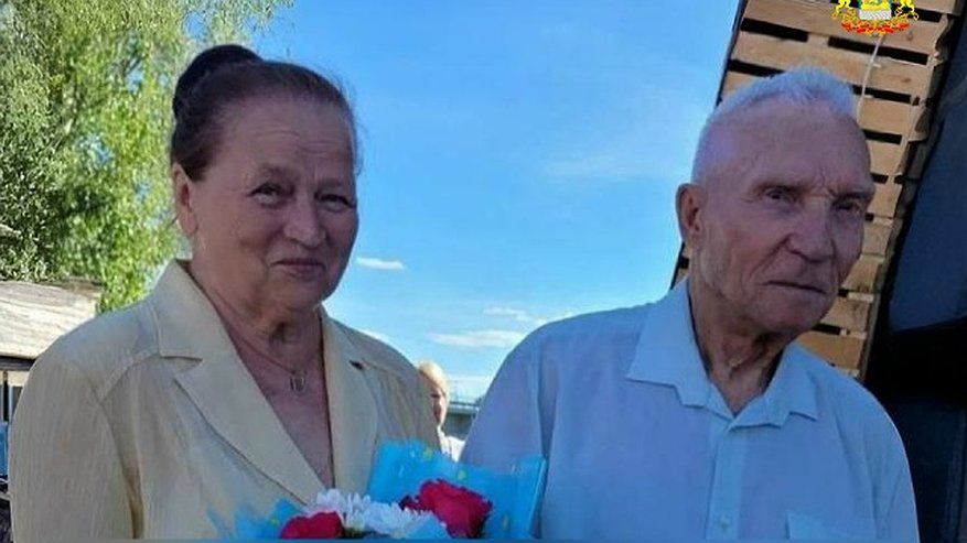 Главная картинка новости: Супруги из Костромской области стали лучшей "Золотой семьей" страны