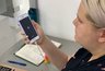 Миниатюра новости: Как звонить по "Ватсап", когда нет связи — 2 способа обойти запрет