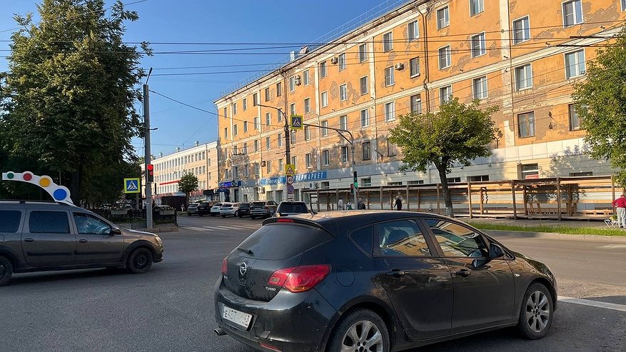 Главная картинка новости: Рынок б/у авто летит в пропасть — спроса нет: кто виноват и что делать