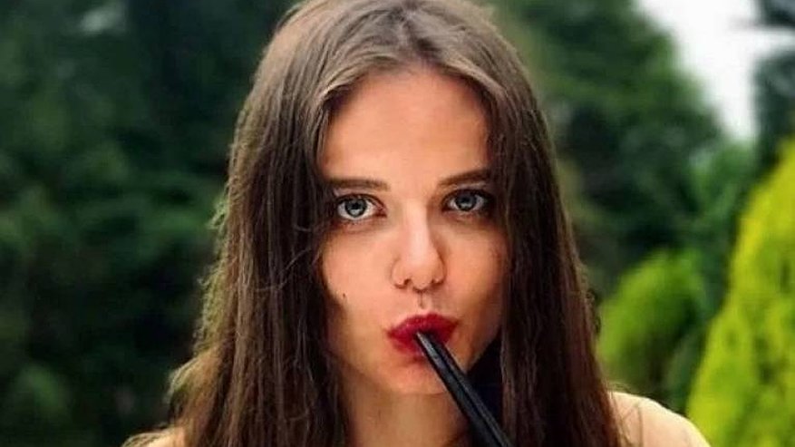 Главная картинка новости: Все считают её генералом, но это не так: кто такая «няша-обороняша» и как она попала в Минобороны