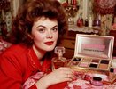 Вся правда о женской гигиене в СССР: почему миф о «чунях» не выдерживает проверки