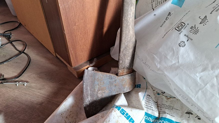 Главная картинка новости: Почему советские топоры срочно надо выкидывать — мина замедленного действия