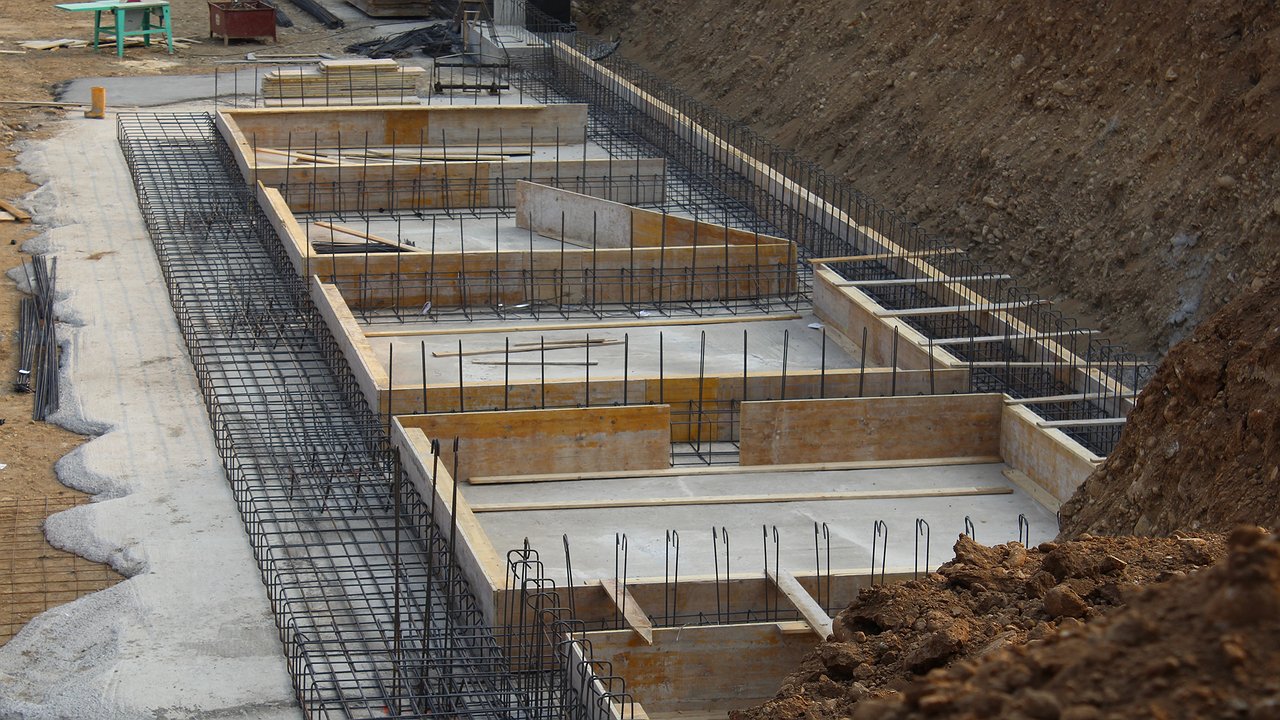 Главная картинка новости: От такого фундамента сразу отказываемся: 3 плохих решения — дорого, сложно и ненадежно