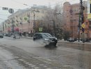 Как въезжать в лужу на машине — медленно и аккуратно или быстро: в давнем споре поставлена точка — эксперт дал точный ответ