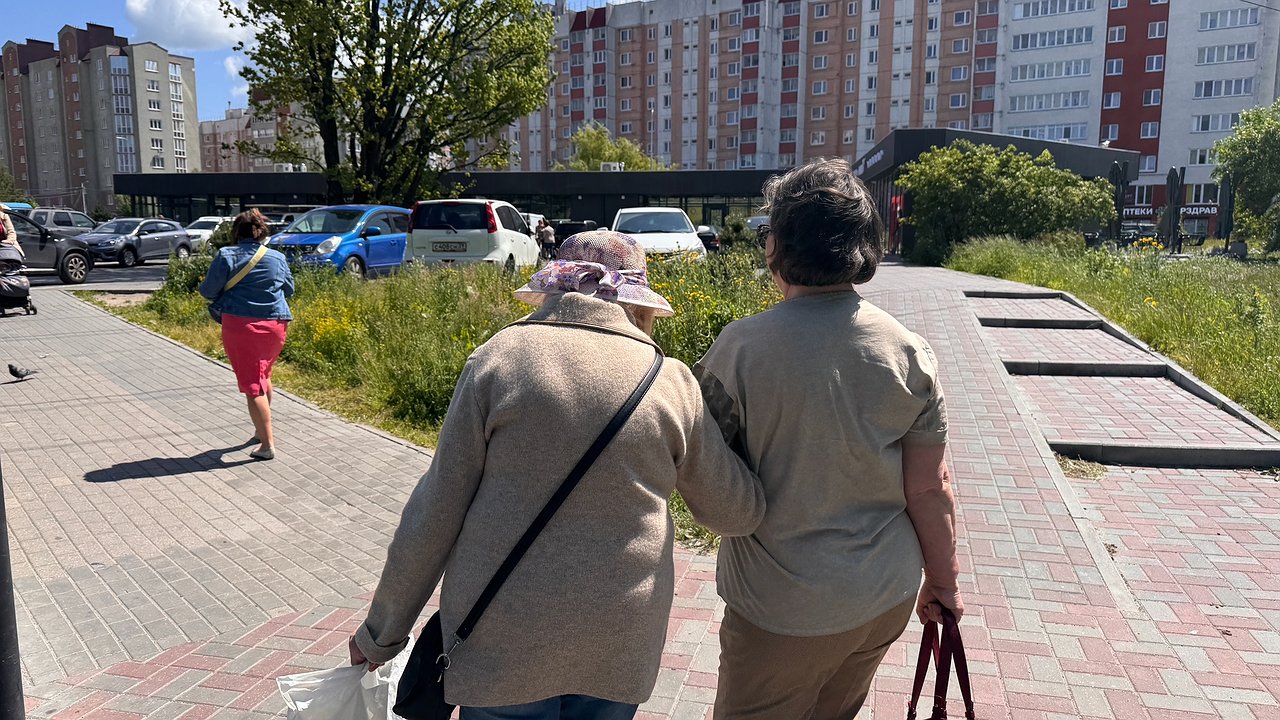 Главная картинка новости: Забудьте про внуков и соседей — в старости вас спасут только эти 4 простых правила