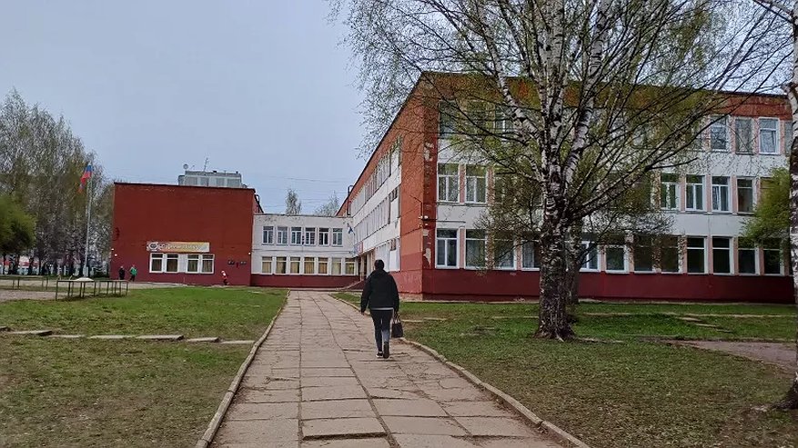 Главная картинка новости: В Костромской области более 7500 педагогов вышли на пенсию раньше срока