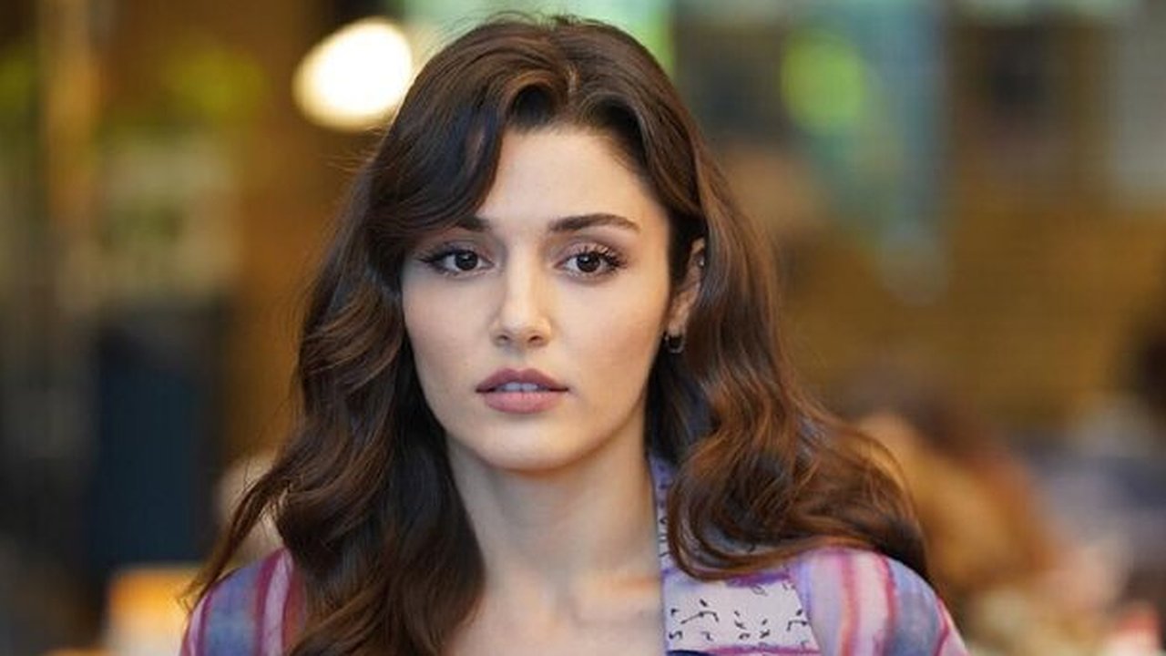 Главная картинка новости: Турецкая актриса обошла Голливуд: кого россияне назвали самой красивой женщиной экрана