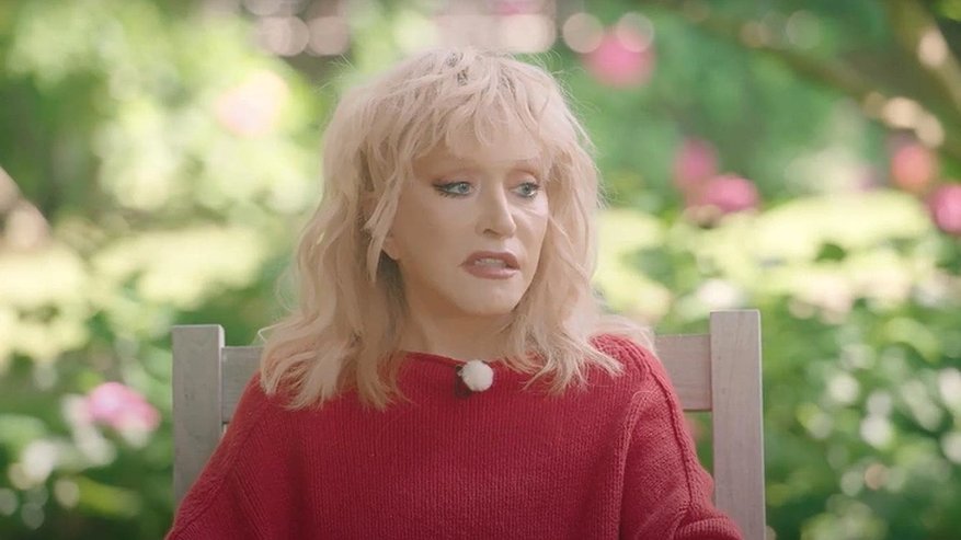 Главная картинка новости: «Это точно она?»: свежие кадры 76-летней Пугачёвой шокировали даже поклонников - лицо изменилось до неузнаваемости