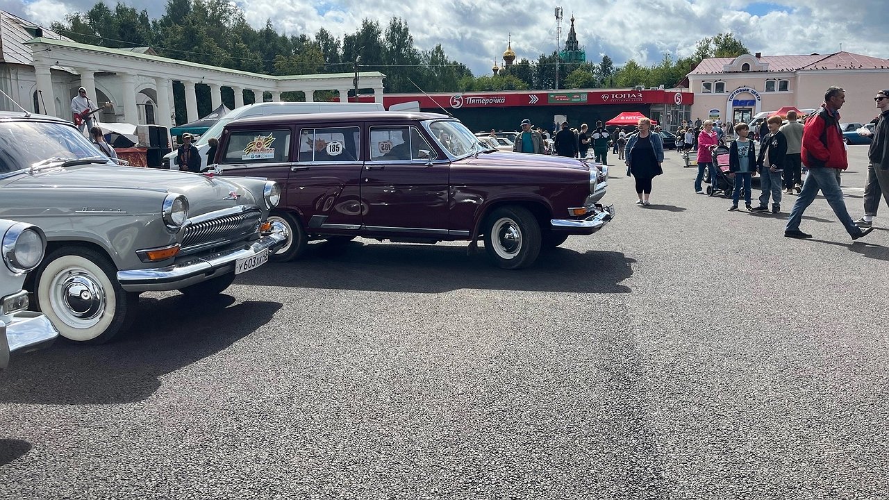 Главная картинка новости: Эти 5 советских машин могли изменить авторынок во всем мире - но их погубила система