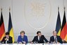 Миниатюра новости: В Кремле раскрыли подробности первой встречи Путина с Зеленским