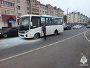 В Костроме у железнодорожного вокзала загорелся автобус