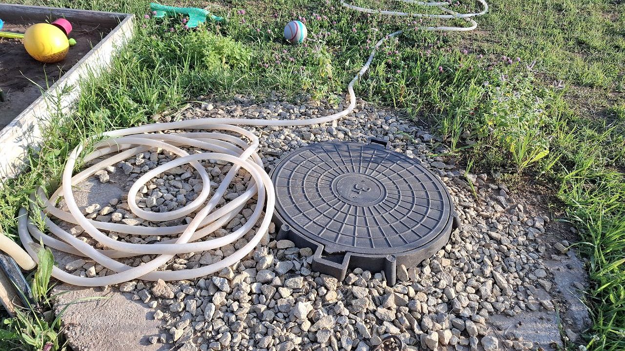 Главная картинка новости: Выгребную яму теперь не откачиваю, она больше не переполняется: сосед подсказал эффективное решение