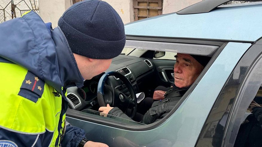 Главная картинка новости: Не попадитесь в ловушку ГАИ: зачем инспектор спрашивает «Куда едете?» и какой ответ надо дать