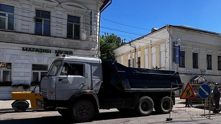 Главная картинка новости: В Костроме с 1 ноября откроют движение по улице Чайковского