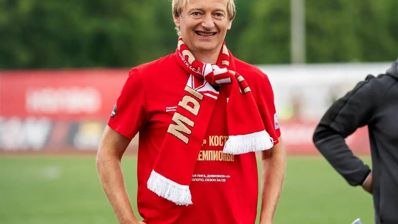 Главная картинка новости: Владелец костромского «Спартака» стал призером международного марафона в Нидерландах