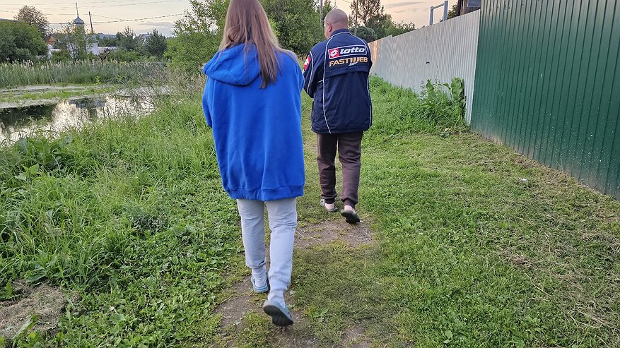 Главная картинка новости: Идеальное ограждение для вашего участка: профлист уходит в прошлое — современный эстетичный способ создать приватность н