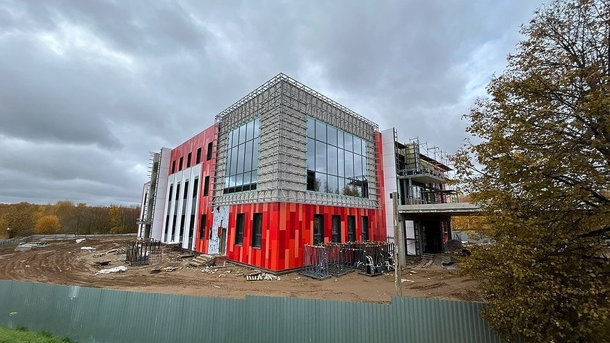 Главная картинка новости: В Костроме Центр культурного развития почти достроят до конца года