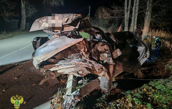 В Костромской области подростки устроили ДТП: погибла 15-летняя девушка