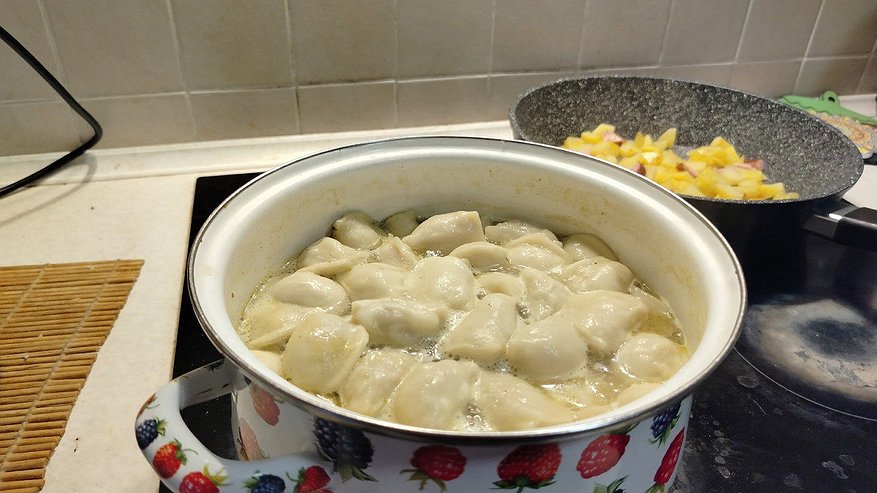 Главная картинка новости: 2 жменьки в фарш - и пельмени вкуснее колбасы и буженины: просто рай для гурманов