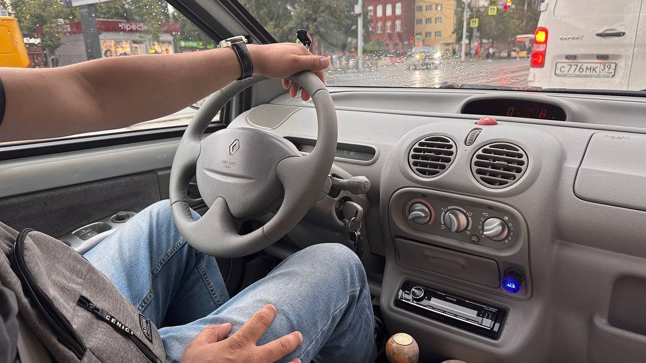 Главная картинка новости: Сэкономил 30 000 рублей в год: 3 простых приёма, которые снизили расход топлива с 11 до 8 литров - личное наблюдение