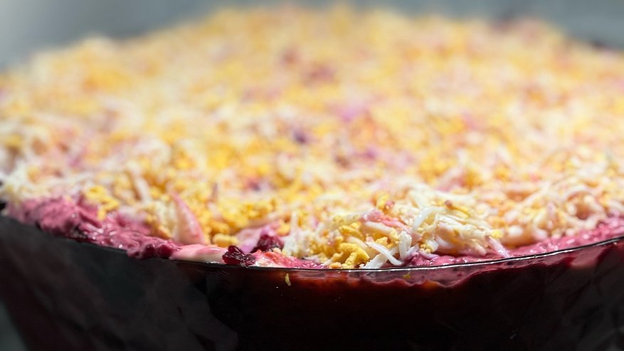 Главная картинка новости: Настоящая "Селедка под шубой" по-советски: так готовил 50 лет назад мой дед: старый добрый рецепт, проверенный временем