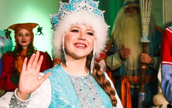 Костромская Снегурочка отправилась в новогодний тур по России