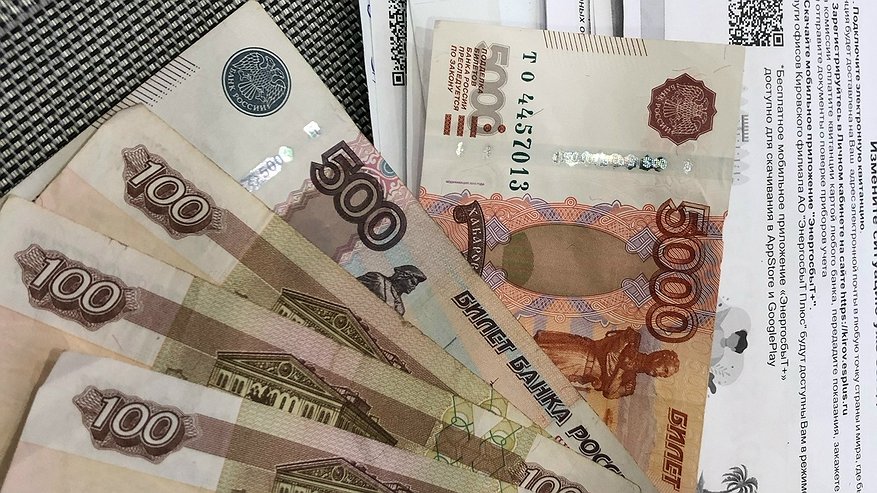 Главная картинка новости: Костромичам вручат налоговые уведомления в торговых центрах