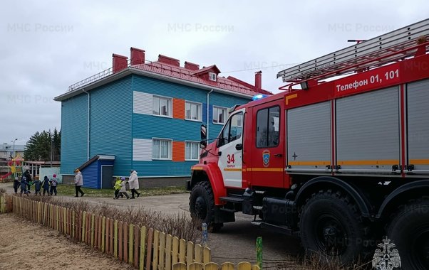 В костромском райцентре эвакуировали детей из садика