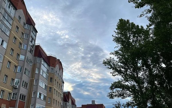 Люди бросили личные вещи, квартиры и экстренно уехали: почему в Москве пустеют дома — и что заставило жильцов съехать