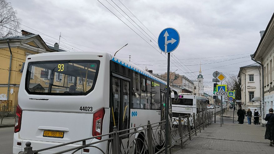 Главная картинка новости: Без подвоза: костромские следователи выясняют, почему школьники из Симаково не получают автобус