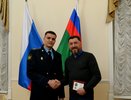 В Костроме наградили экс-пристава, продолжающего выполнять долг на передовой