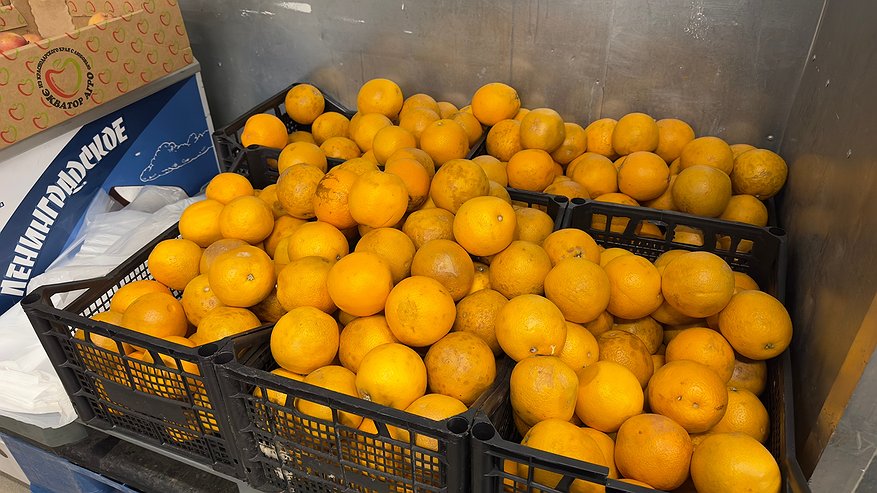 Главная картинка новости: Купите сейчас — поблагодарите себя под бой курантов: как сохранить мандарины свежими до самого Нового года