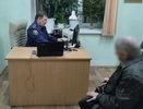 "Хотел алкоголь, украл квас": в Костроме пенсионер с ножом совершил разбойное нападение