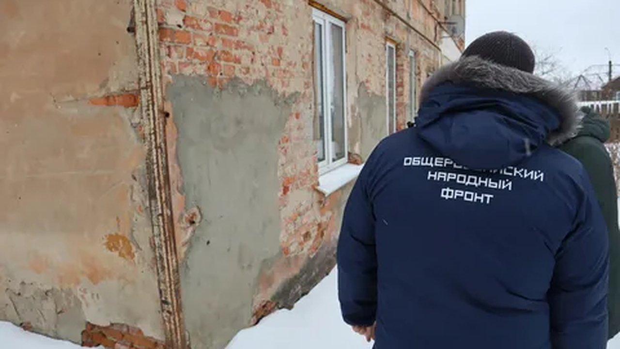 Главная картинка новости: Проблема ржавой воды в поселке Фанерник Костромской области будет решена в 2026 году