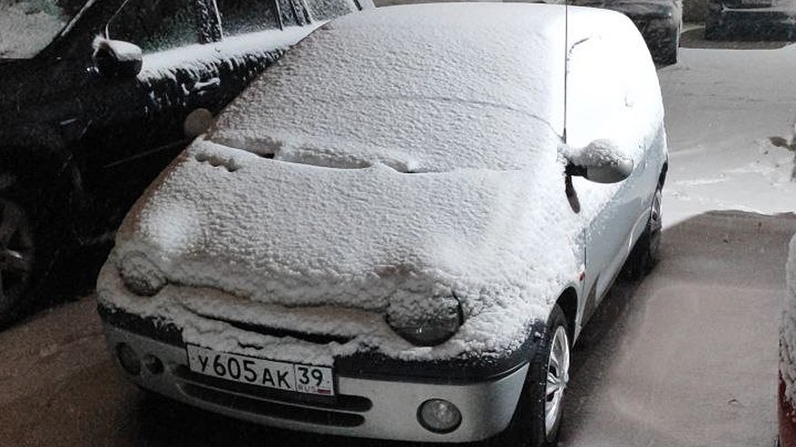 Главная картинка новости: Не покупайте новые дворники: 2 минуты – и идеальный прижим к стеклу обеспечен: крутой метод от бывалых водителей