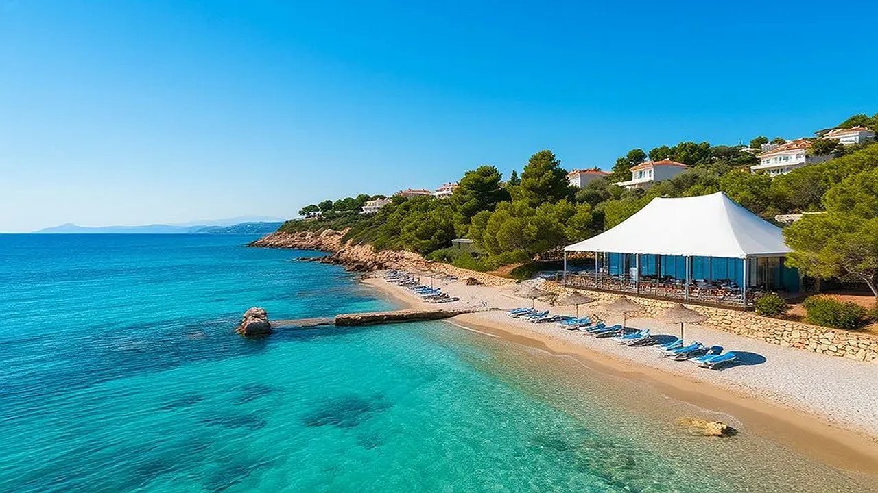 Главная картинка новости: Купили дом мечты в Абхазии, сделали там ремонт, а через 12 месяцев сбежали, оставив почти всё имущество: вот в чём причина